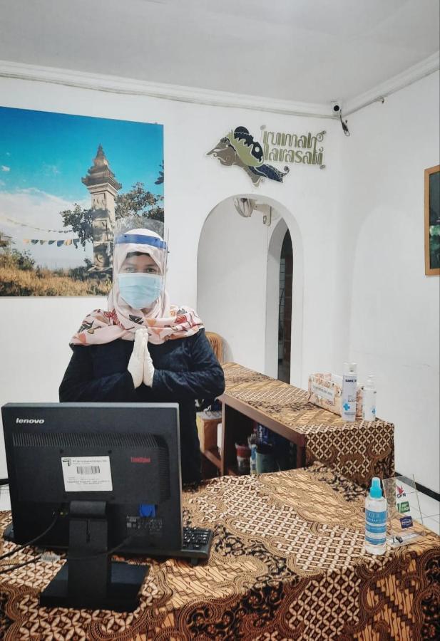 Rumah Larasati Malang Zewnętrze zdjęcie
